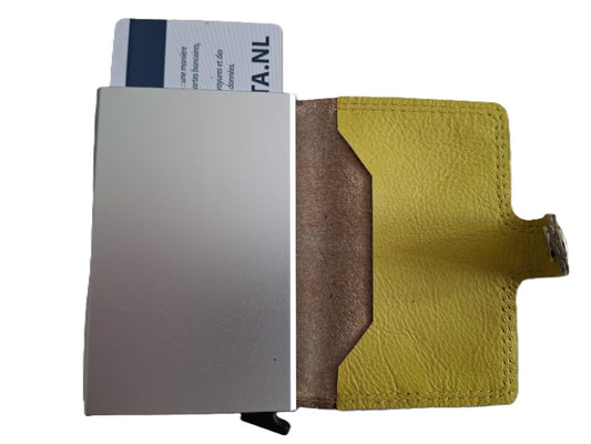 Oi geel lederen mapje met Cardprotector / kleinste portemonneetje met Figuretta pasjeshouder zonder muntvak / plat lederen beursje met anti skim kastje / leren beursje met metalen pasjeshouder / geel leer / 670Yellow