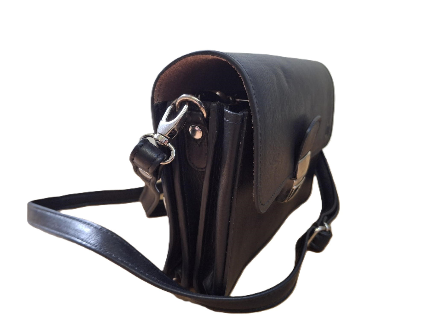 Oi zwart lederen schoudertasje / geschikt voor aan een stuur van een fiets of aan een rolstoel / zeer ruim tasje voor aan de riem met slotsluiting / koopmanstas / zwart leer / 455A