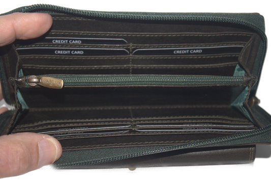 Grote rits portemonnee met slotje voorop voor het kleingeld vak 446 Groen Rundleder