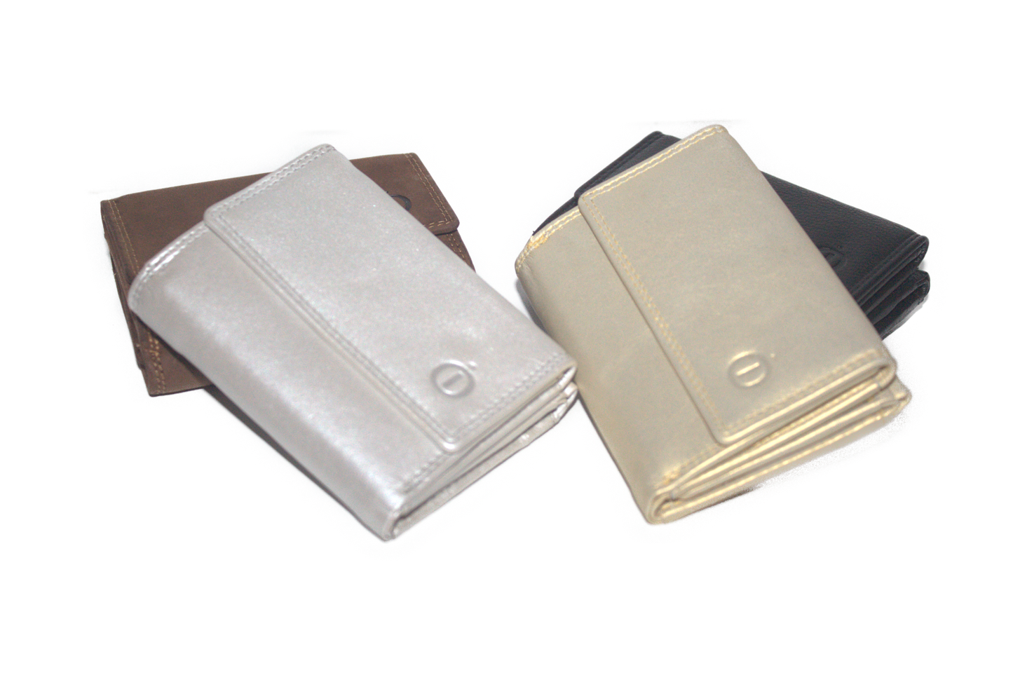 Compacte damesportemonnee met voldoende ruimte 542Goud