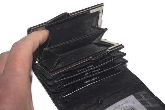 Kleine knip portemonnee 546 zwart