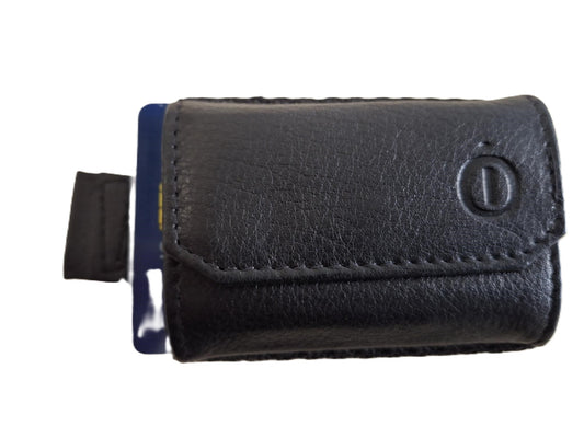 Oi zwart leren mini portemonneetje / kleinste hoesje voor pasjes met klein munt vakje / pasjeshouder met lip om pasjes omhoog te trekken / zwart leer / 638