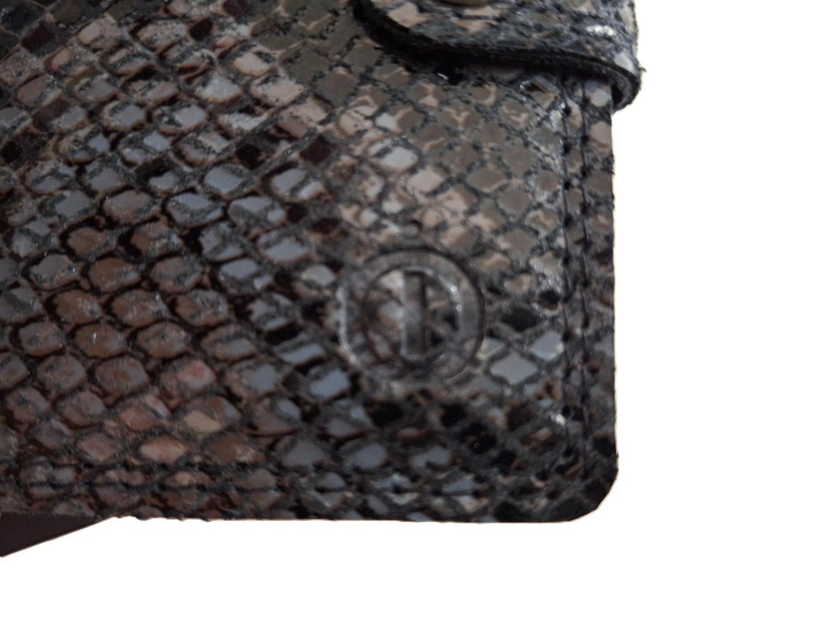 Oi lederen mapje met snake-slangen motief met Cardprotector / kleinste portemonneetje met Figuretta pasjeshouder zonder muntvak / plat lederen beursje met anti skim kastje / leren beursje met metalen pasjeshouder / slangen patroon leer / 670Snake