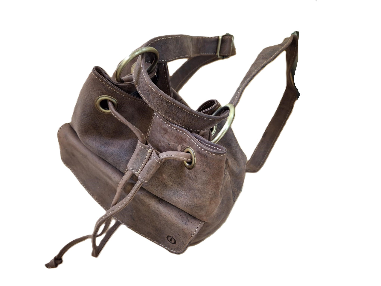 Oi Hunter bruin leren buidel rugzakje Stephanie ook te dragen als schoudertas / zeer soepele kleine rugtas / schouder tasje voor dames ook te dragen op de rug / bruin leer / 606H