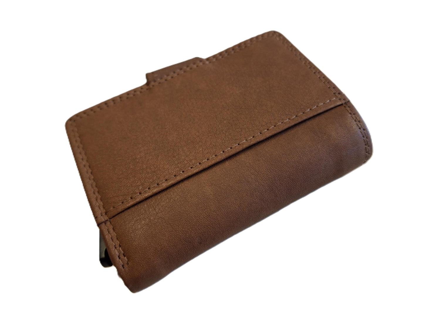 Oi zand- camel kleurige leren portemonnee met figuretta Cardprotector zonder muntvak/ compacte beurs met metalen pasjeshouder / anti skim kastje in zeer kleine portemonnee / cognac - camel kleurig leer/ 534AVC