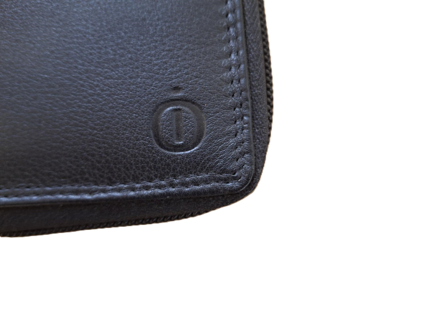 Oi zwarte leren billfold zeer compact afsluitbaar / klein rits portemonneetje / zeer handzaam maar compleet beursje volledig afgesloten met rits / RFID safe / zwart leer / 274
